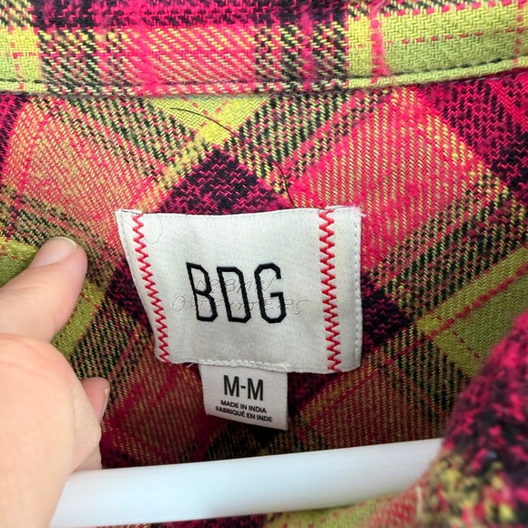 BDG Urban Outfitters One Way or Another Plaid Flannel Shirt Womens Medium Pink - Picture 6 of 12